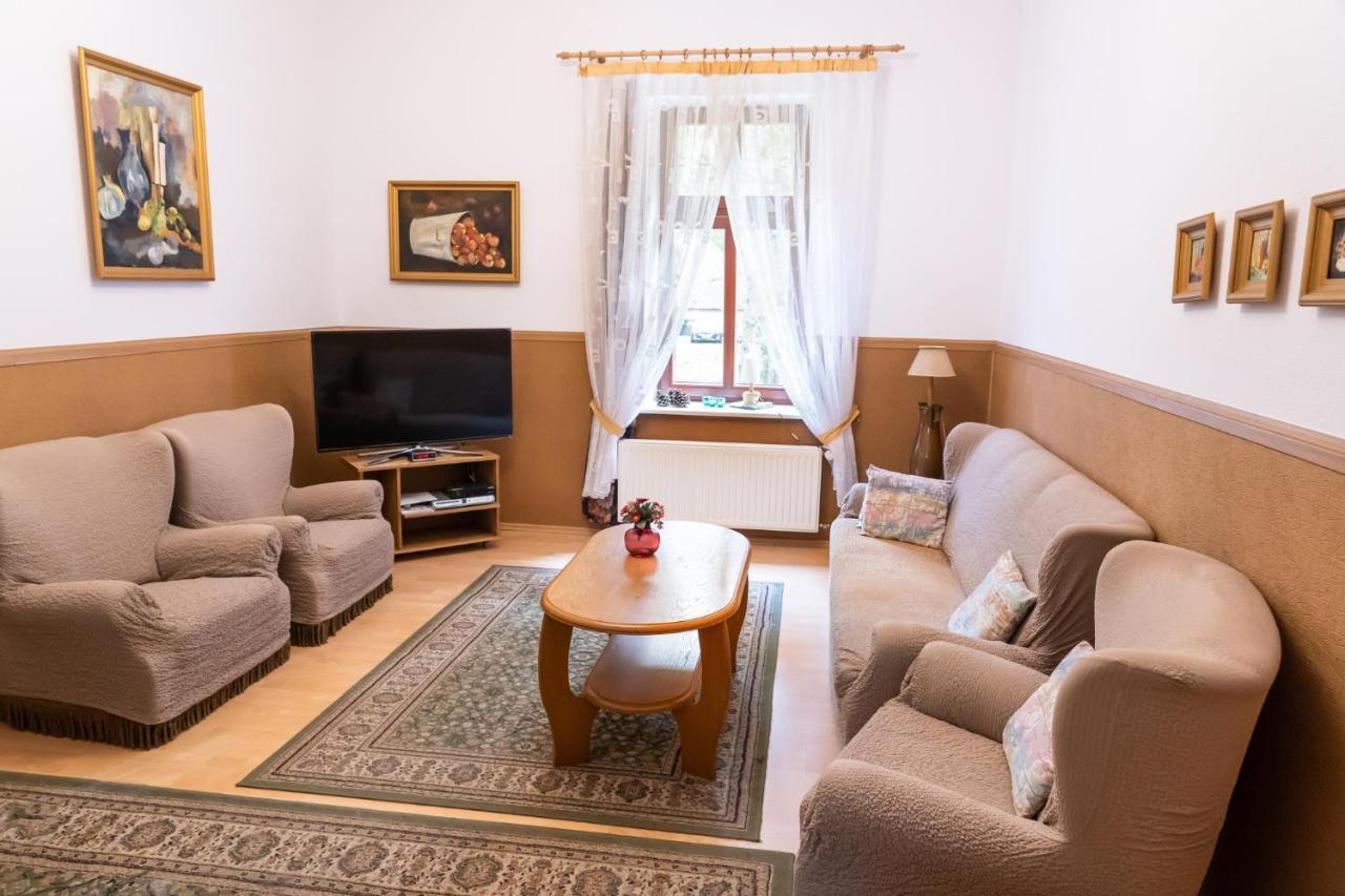 Hotel Beskid Бельсько-Бяла Екстер'єр фото