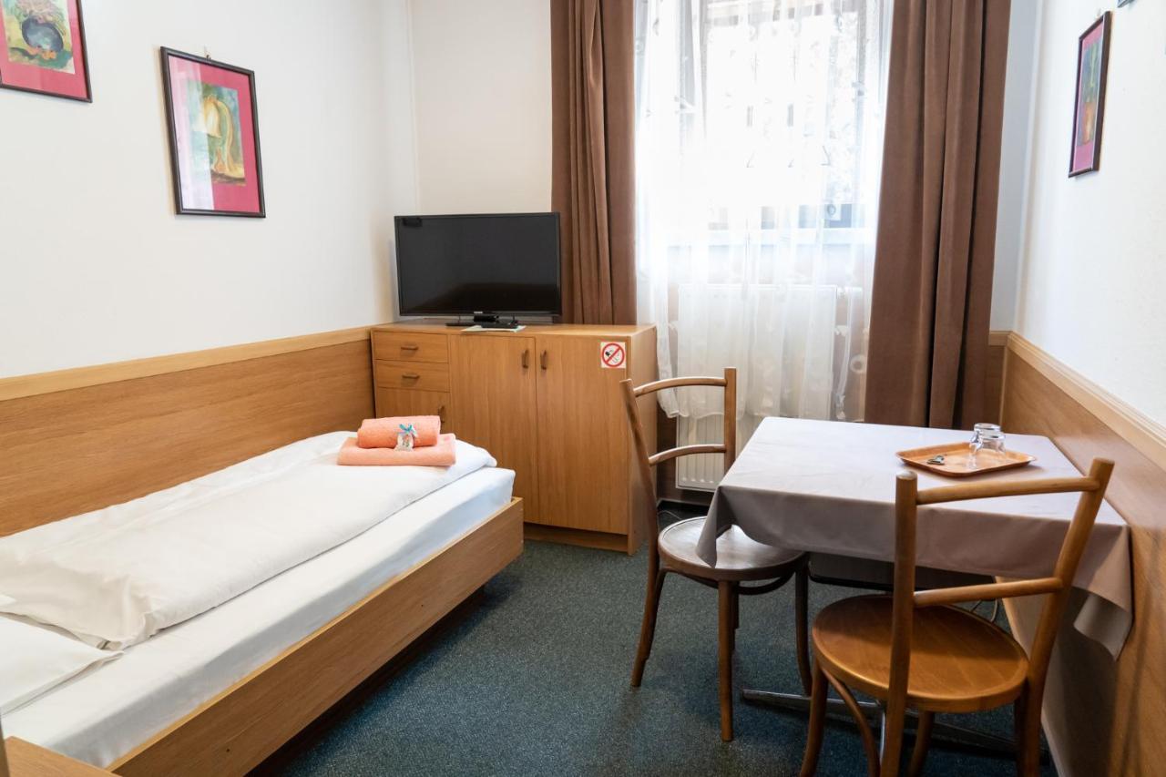 Hotel Beskid Бельсько-Бяла Екстер'єр фото